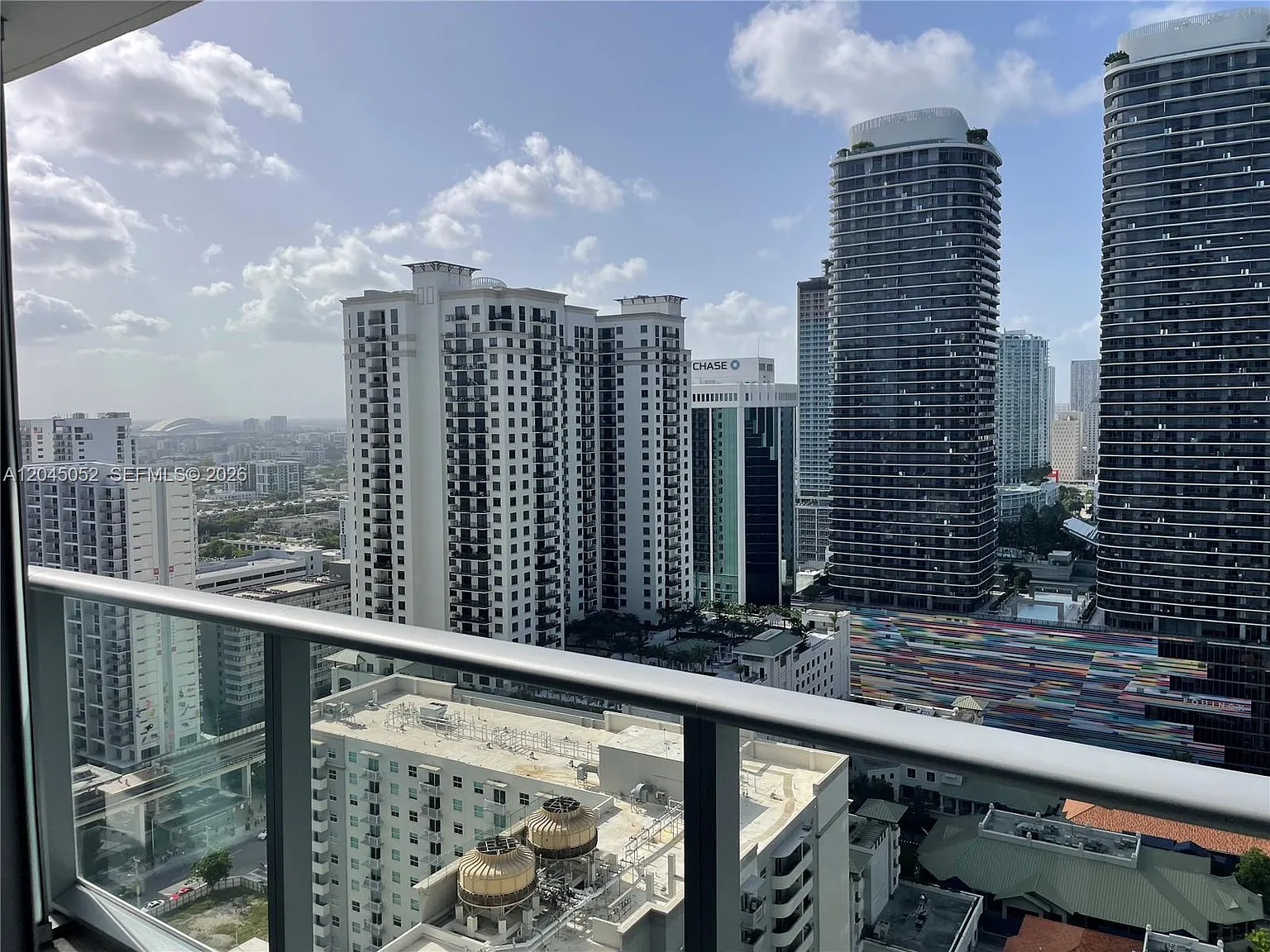1100 Millecento Residence — Photo 2