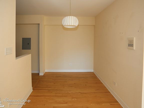 3rd image of 625 W Wrightwood Ave #518FF_FR