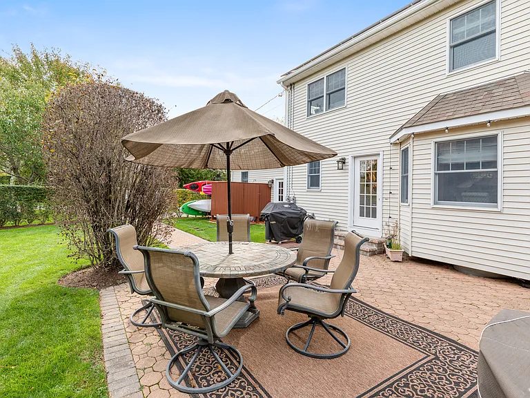 39 Raymonds Ln — Photo 31