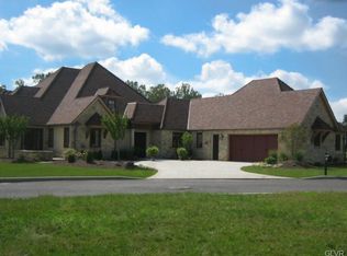 5390 Boulevard Grand Cru, Upper Saucon Twp, PA 18015