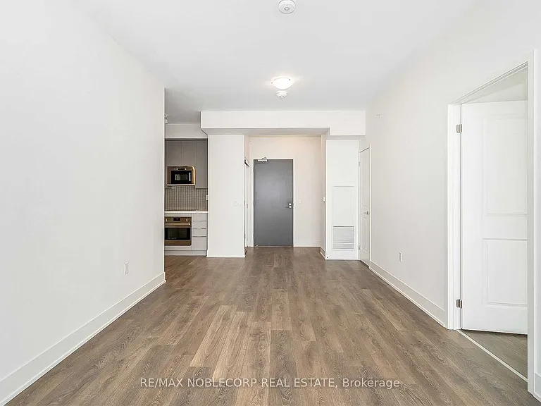 2908 Highway 7 Rd #1404 — Photo 12