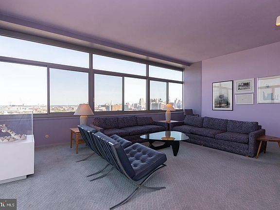 3rd image of 2401 Pennsylvania Ave APT 21B25