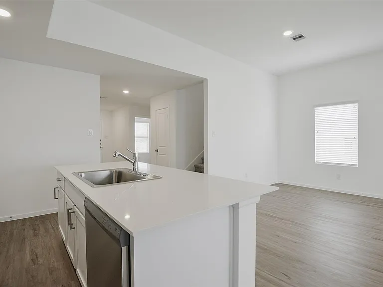 21811 Carpineti Ln — Photo 14