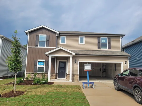 168 Squirrel Oaks Ln, Garner, NC 27529