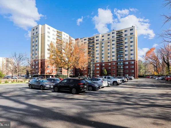 7333 New Hampshire Ave APT 817W, Takoma Park, MD 20912