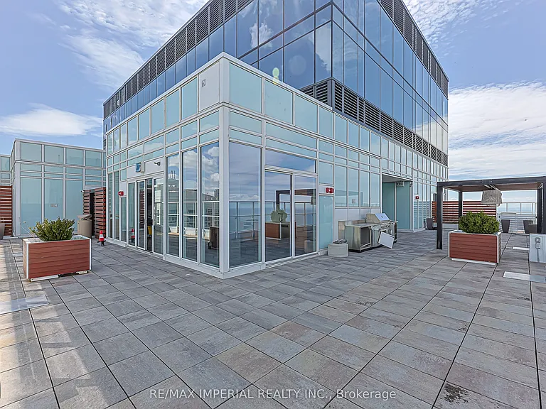 17 Bathurst St #2707 — Photo 46