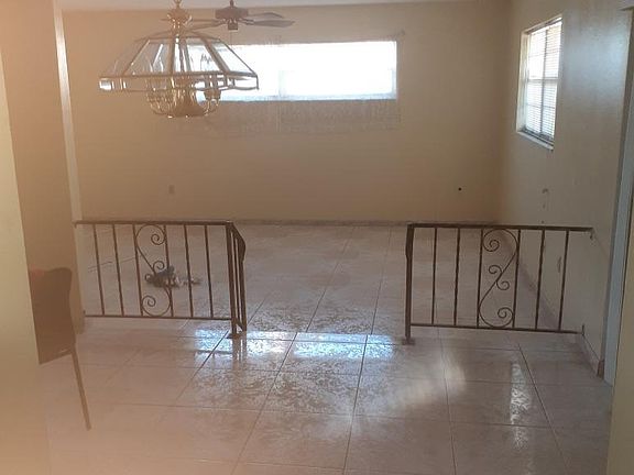 2nd image of 7116 Scruboak Ln