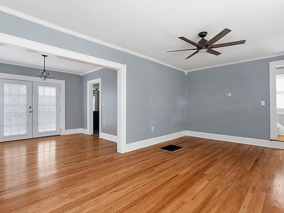 3rd image of 1209 Massachusetts Ave