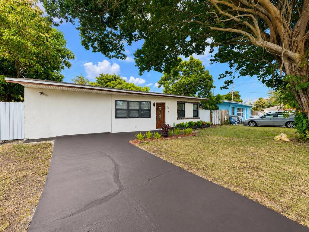 1673 NE 31st Street, Pompano Beach