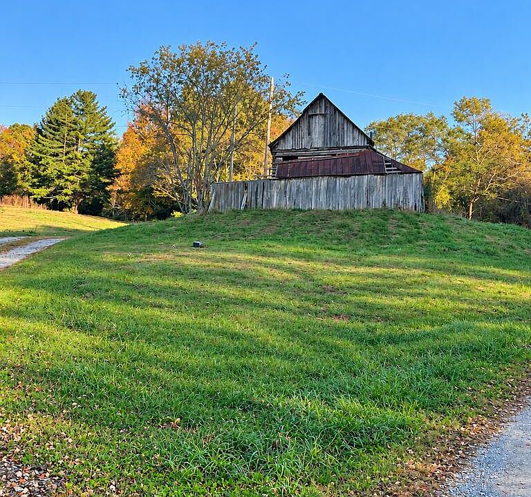1st image of 401 Cove Branch Rd