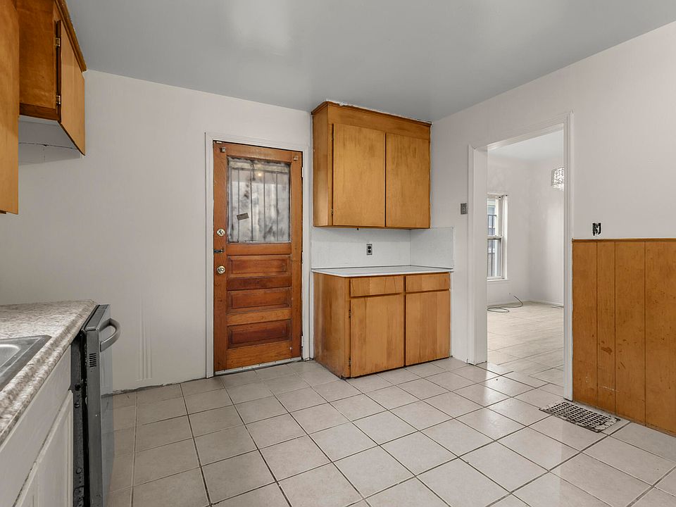 2708 Springwells St, photo 30