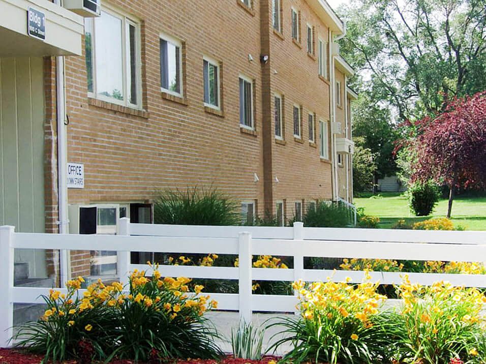 Leasing Office