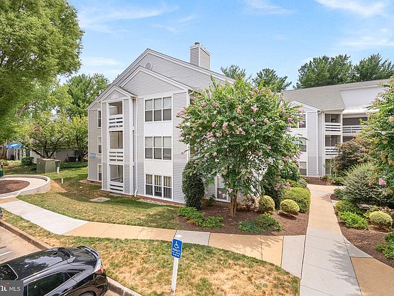 2nd image of 10303 Appalachian Cir #9303