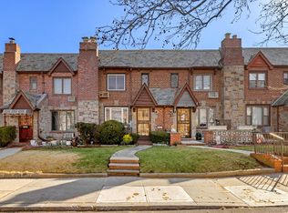 7709 82nd St, Glendale, NY 11385