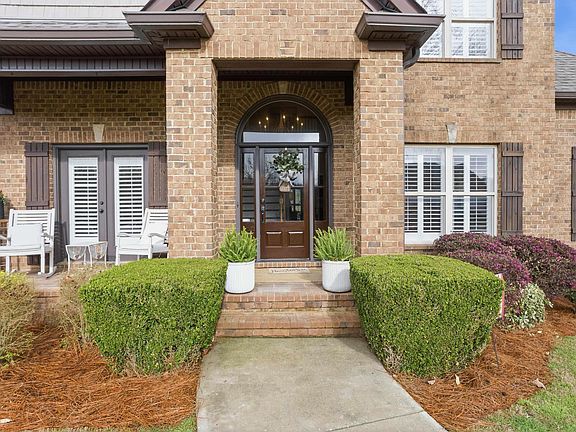 3rd image of 132 Lakeland Rdg