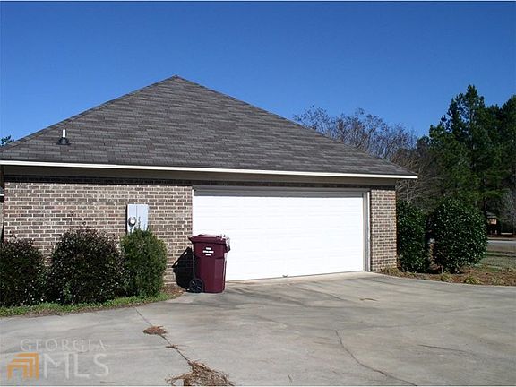3rd image of 1118 Bartlett Dr