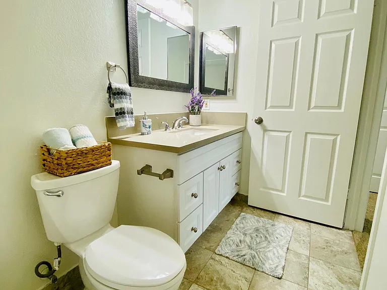 512 W Imperial Ave #5 — Photo 14