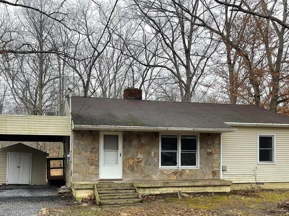 7180 Annapolis Woods Rd, La Plata, MD 20646