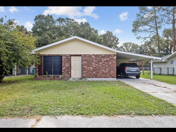 1721 George Dr, Opelousas, LA 70570