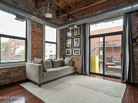 3rd image of 2511 W Moffat St APT 205