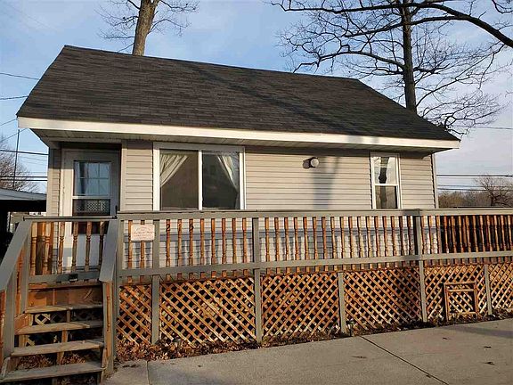 4th image of 215 Holly Ave