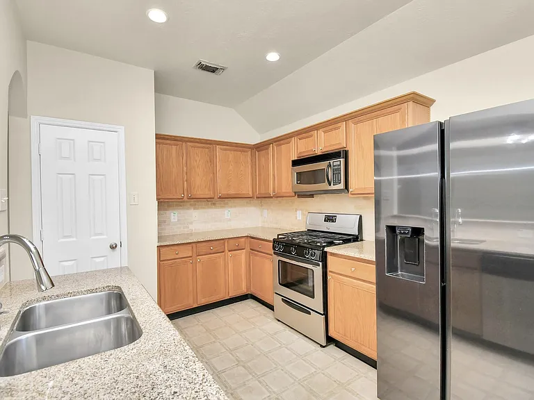 19139 Mission Manor Ln — Photo 6