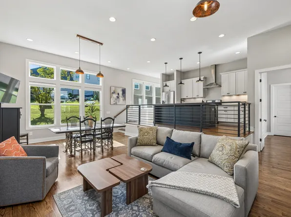 2605D Traughber Dr, Nashville, TN 37206