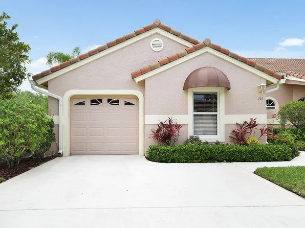 701 Sabal Palm Ln, Palm Beach Gardens, FL 33418