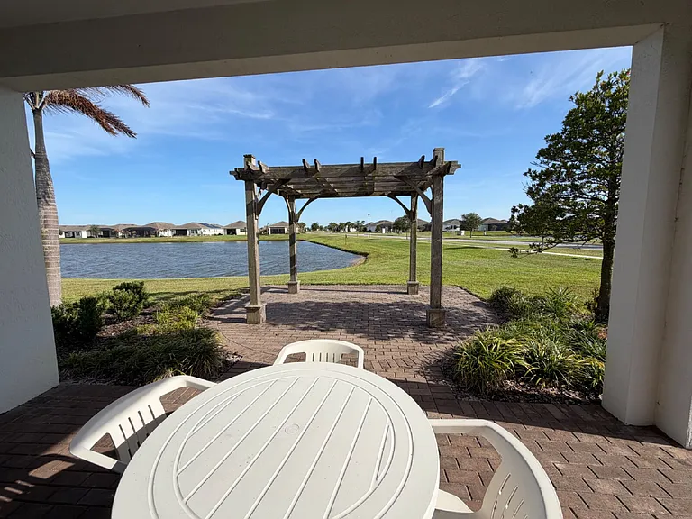2371 Caravan Pl — Photo 22