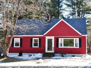 5 Oakland Rd, Falmouth, ME 04105