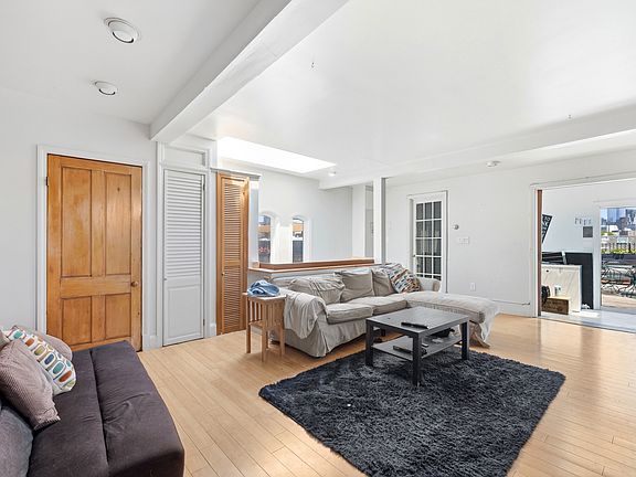 2nd image of 45 Rutland St APT 5