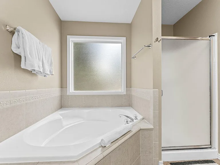 1847 W Whitestone Ct — Photo 17