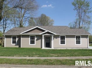 610 Schneider St, Carterville, IL 62918