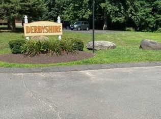 61 Derbyshire #61, Derby, CT 06418