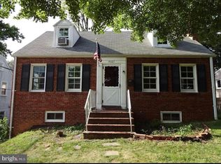 4607 N Carlin Springs Rd #1, Arlington, VA 22203