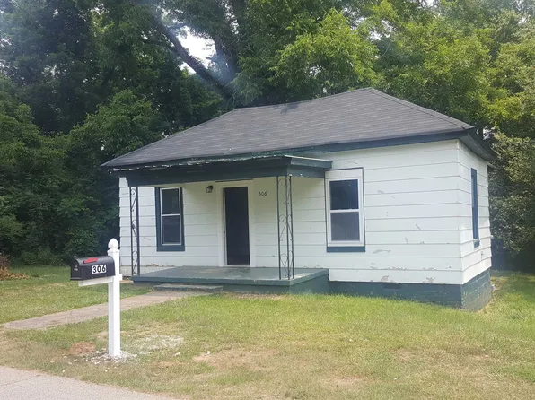 308 Poplar St, Hogansville, GA 30230