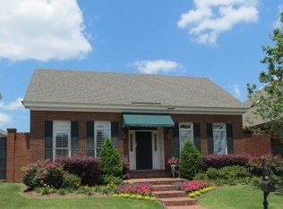 1665 Cairnbrook Dr, Montgomery, AL 36106