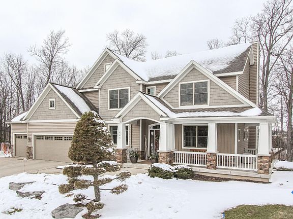 3rd image of 447 Morraine Hill Dr SE