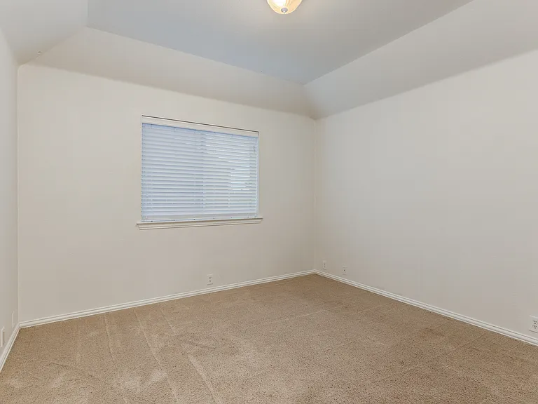 592 Burning Oak Dr — Photo 21