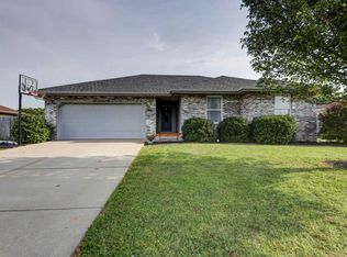 1107 E Melton Rd, Ozark, MO 65721
