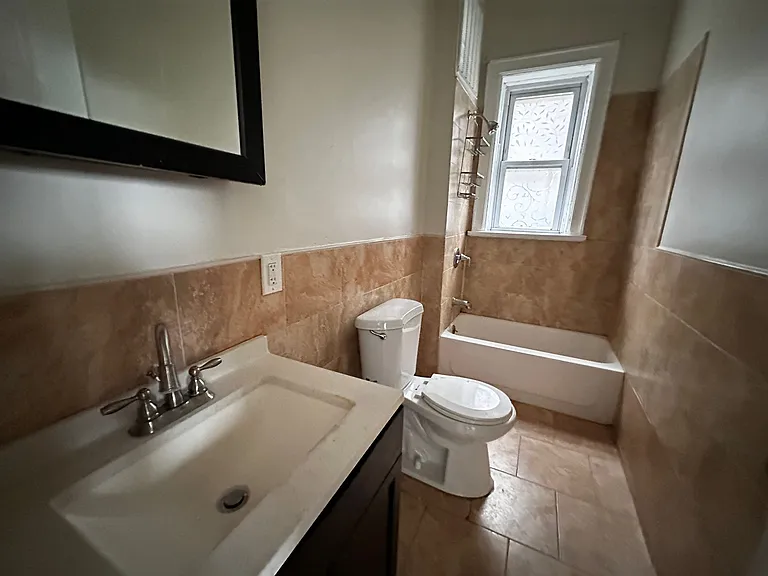 966 Summit Ave #31E — Photo 6