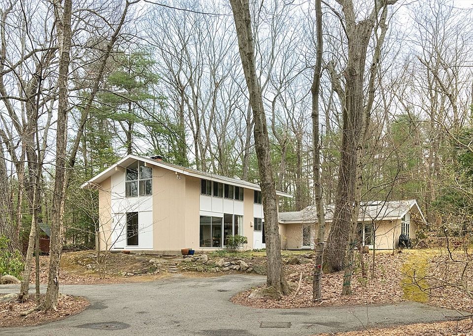 1st image of 31 Turning Mill Rd