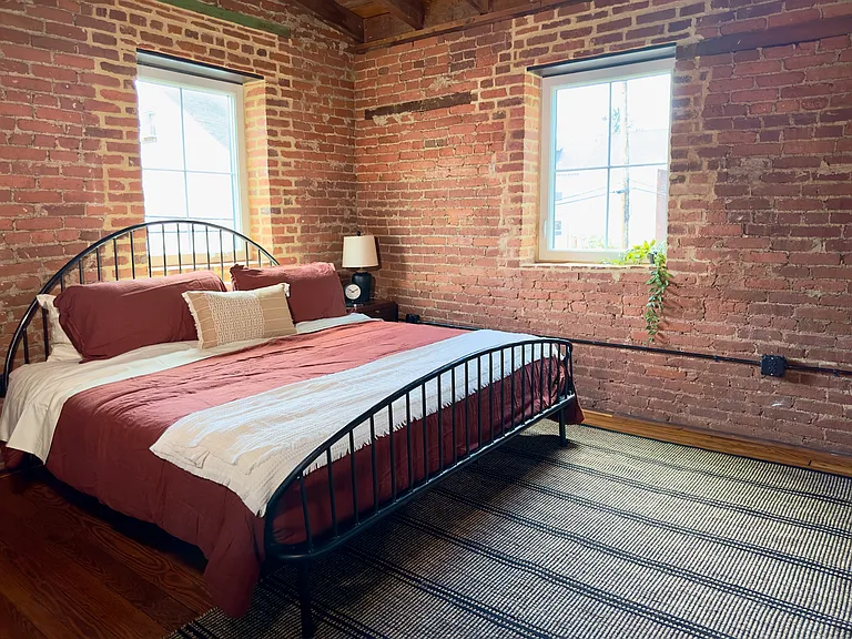 437 W Grant St #204 — Photo 10