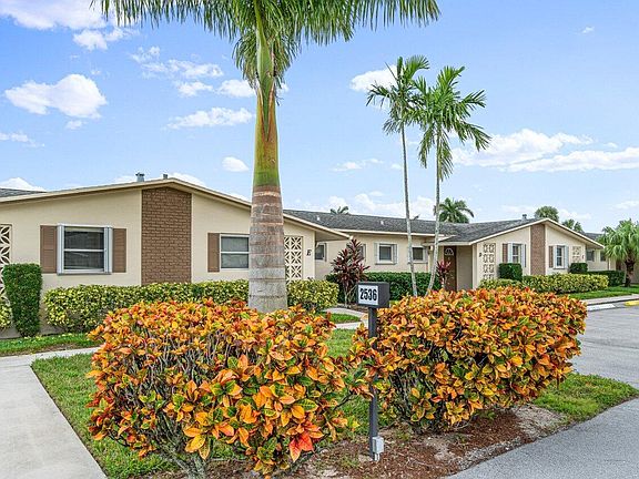 3rd image of 2536 Emory Drive E #E