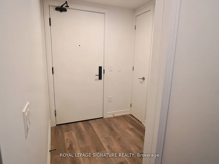 1 Jarvis St #310 — Photo 7