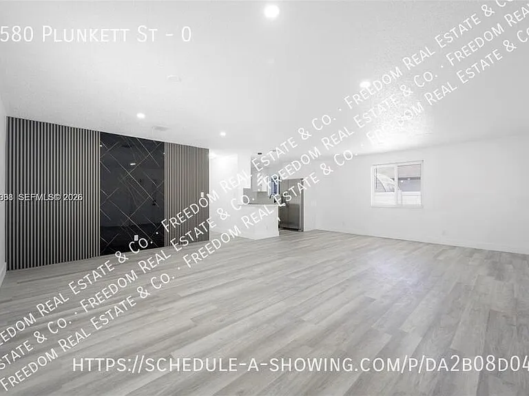 5580 Plunkett St #0 — Photo 2