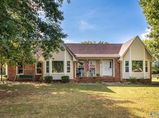 100 Whitewater Bnd, Hazel Green, AL 35750