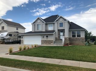 1413 N 820 W, Clinton, UT 84015