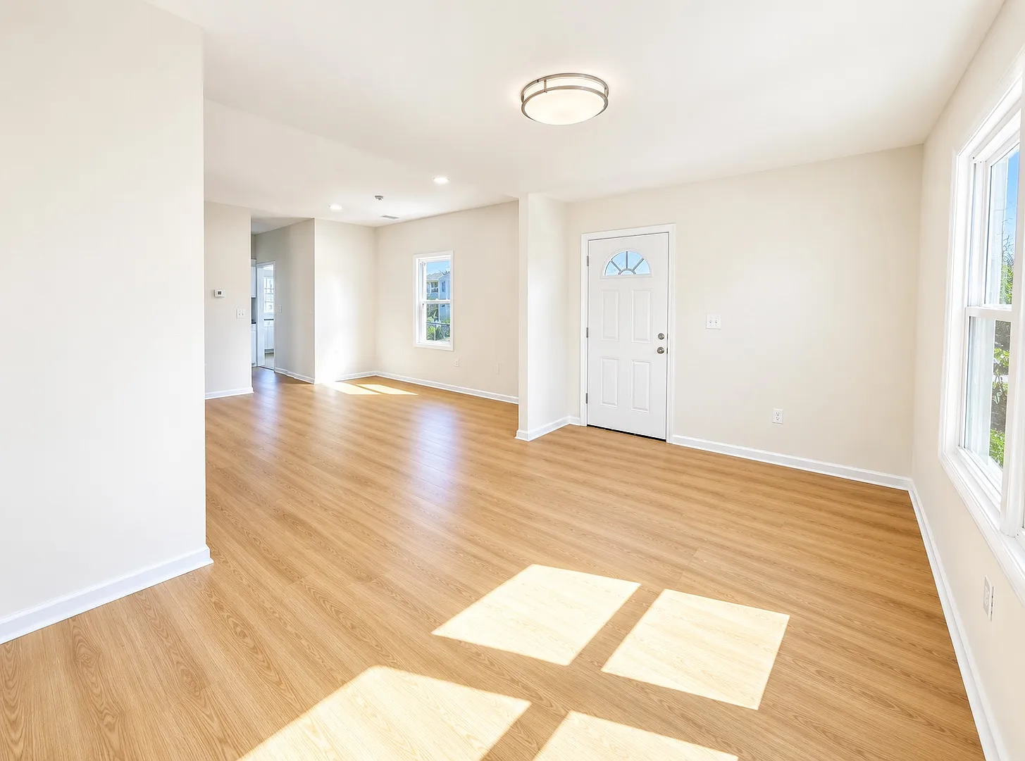 3 bed, $2,800 — Photo 3