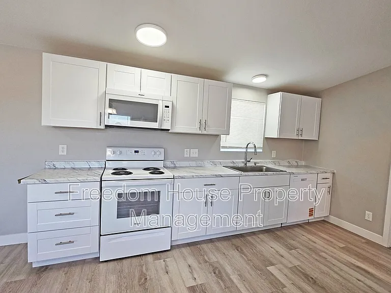 1410 E Manse Rd — Photo 12